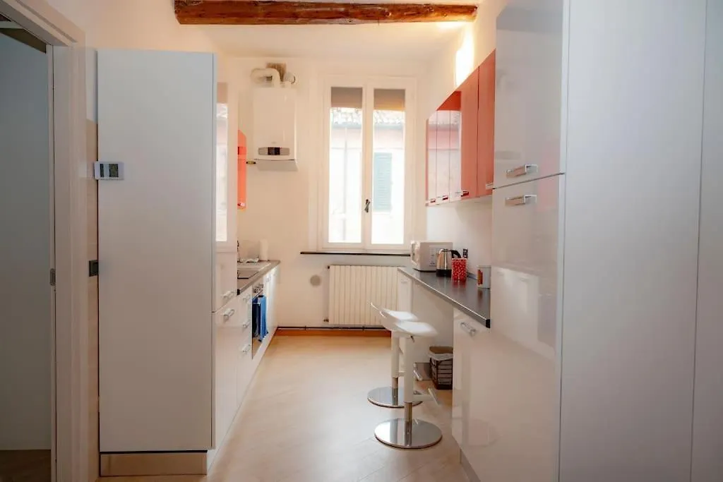 Apartment City Center Modern House In Medieval Area Ferrara